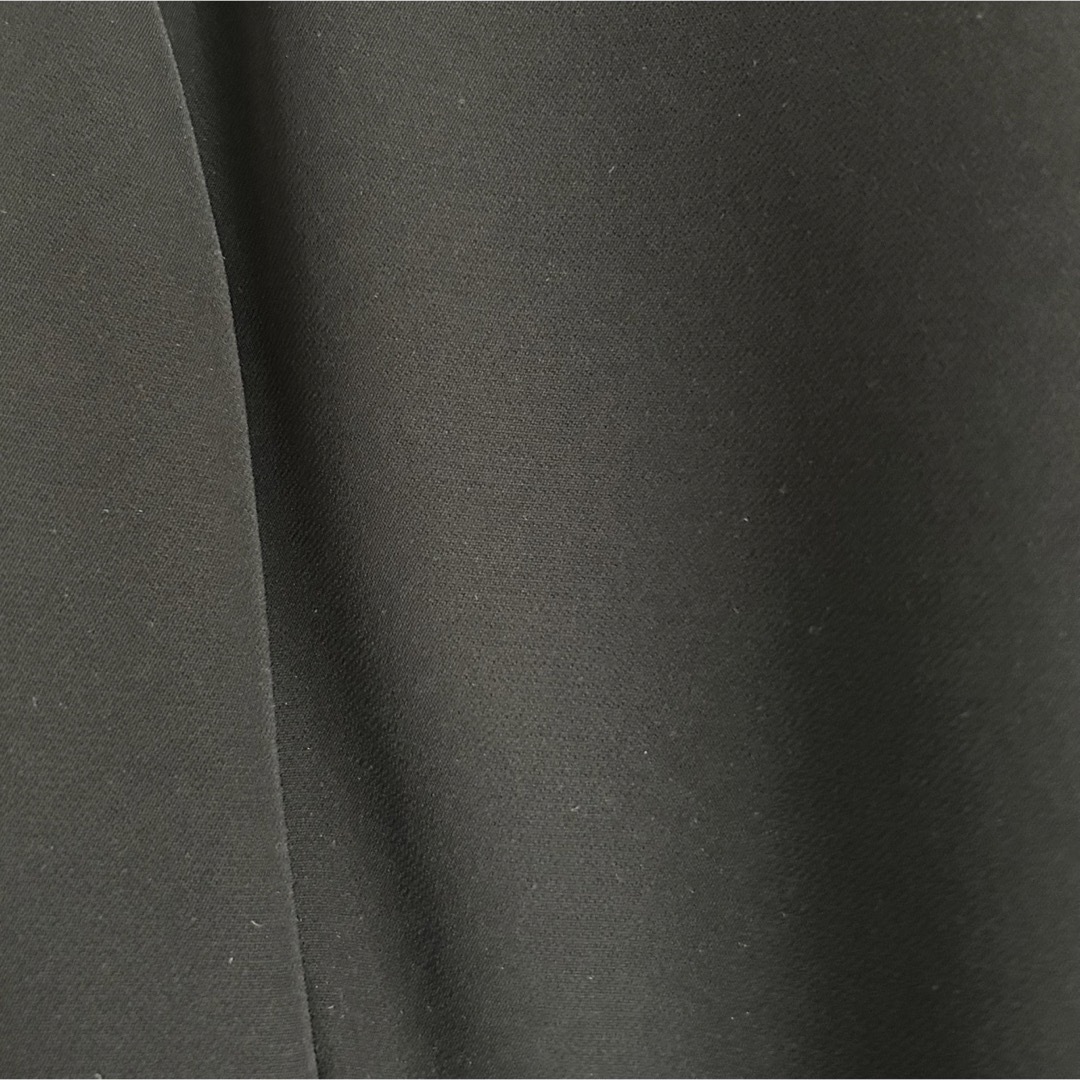 M-premier(エムプルミエ)のM-premier　パニエ付き　黒ワンピース　 レディースのワンピース(ひざ丈ワンピース)の商品写真