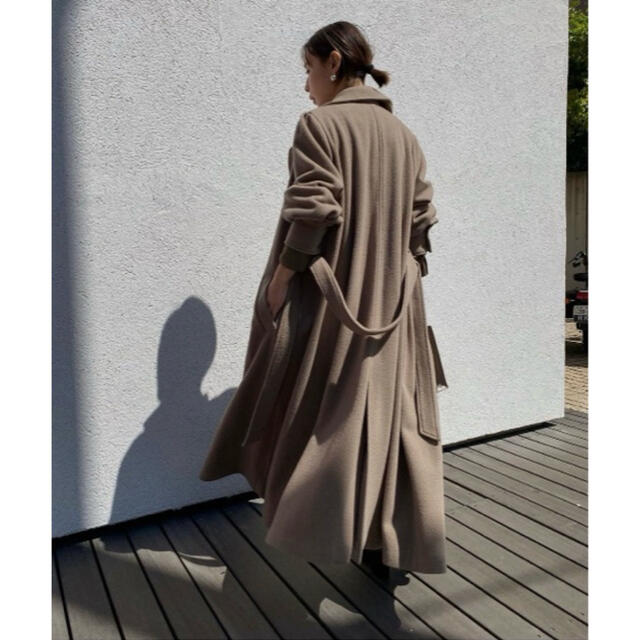 Ameri VINTAGE(アメリヴィンテージ)の【mizuho様専用】POOFY FLARE LONG COAT レディースのジャケット/アウター(ロングコート)の商品写真