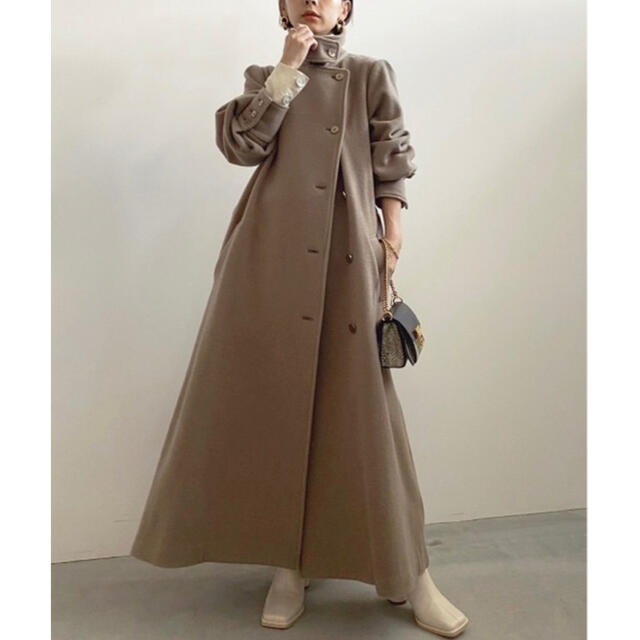 Ameri VINTAGE(アメリヴィンテージ)の【mizuho様専用】POOFY FLARE LONG COAT レディースのジャケット/アウター(ロングコート)の商品写真