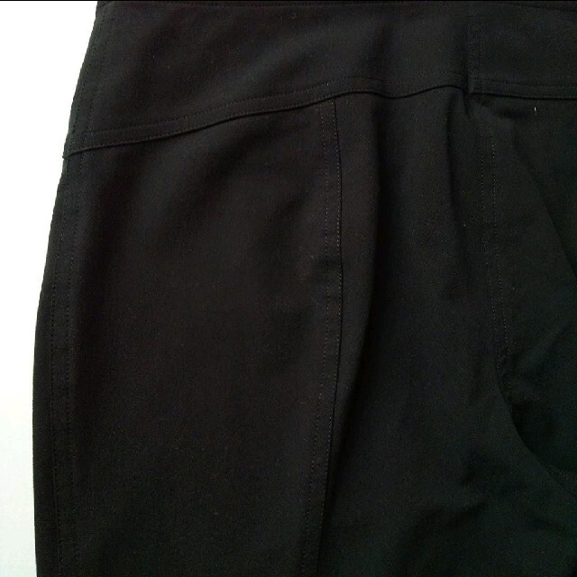 DKNY(ダナキャランニューヨーク)の『美品』DKNY ダナキャランジャパン ブラック パンツ スラックス ストレッチ レディースのパンツ(その他)の商品写真