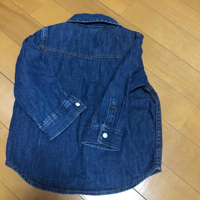 GAP Kids(ギャップキッズ)のギャップデニムシャツ90 キッズ/ベビー/マタニティのキッズ服女の子用(90cm~)(ブラウス)の商品写真