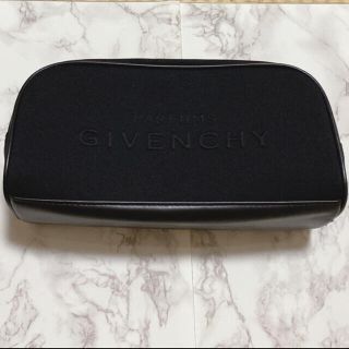 ジバンシィ(GIVENCHY)のジバンシー　メイクポーチ　メイクブラシ　(ポーチ)