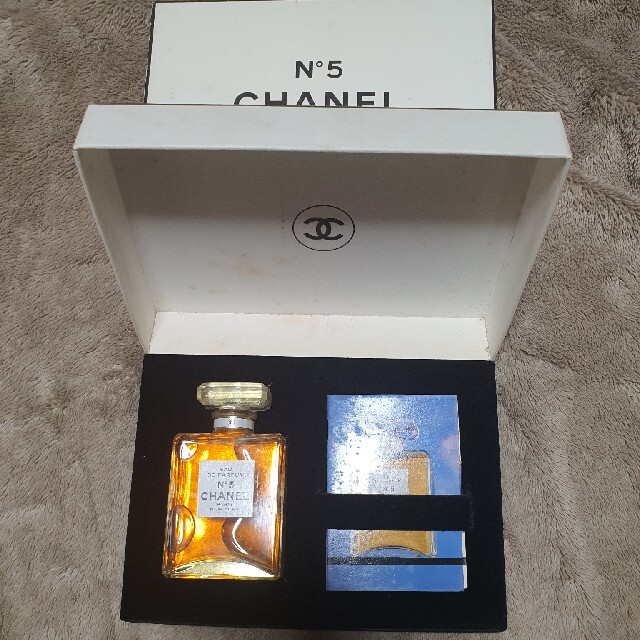 CHANEL(シャネル)のCHANEL No.5 Perfume コスメ/美容の香水(香水(女性用))の商品写真