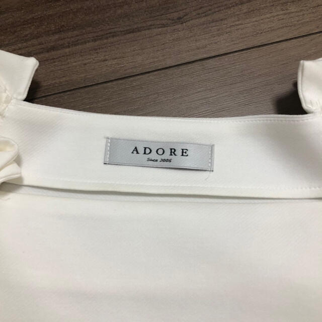 ADORE トップス　 レディースのトップス(シャツ/ブラウス(半袖/袖なし))の商品写真