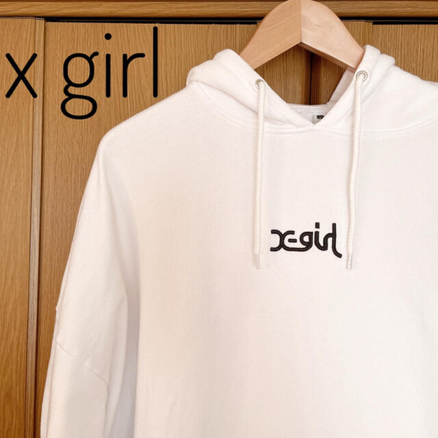 X-girl(エックスガール)の【週末SALE】xgirl エックスガール　パーカー　白　ビックサイズ　M レディースのトップス(パーカー)の商品写真