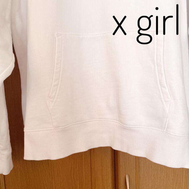 X-girl(エックスガール)の【週末SALE】xgirl エックスガール　パーカー　白　ビックサイズ　M レディースのトップス(パーカー)の商品写真