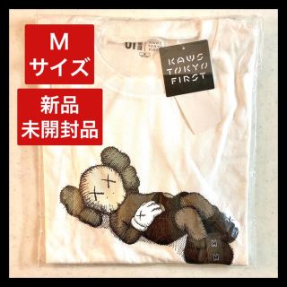 ユニクロ(UNIQLO)のUNIQLO kaws UT グラフィックTシャツ Mサイズ(Tシャツ(半袖/袖なし))