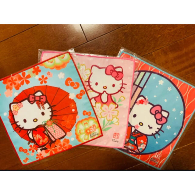 新品　未使用　ハローキティ　ハンカチ　3枚セット　可愛い　ピンク　日本製 レディースのファッション小物(ハンカチ)の商品写真