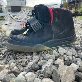 ナイキ(NIKE)のエアイージー2  NIKE AIR YEEZY 2 SP  28cm 値下げ可能(スニーカー)