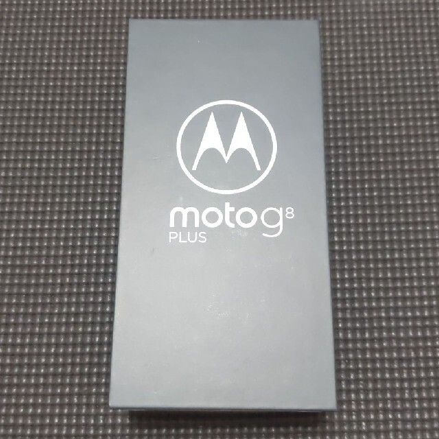 モトローラMOTOROLA moto g8 plus ポイズンベリー PAGE0020JP