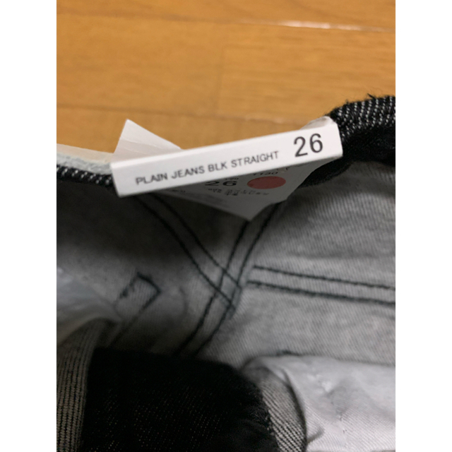 moussy(マウジー)の【新品タグ付き】PLAIN JEANS BLK STRAIGHT 26インチ レディースのパンツ(デニム/ジーンズ)の商品写真