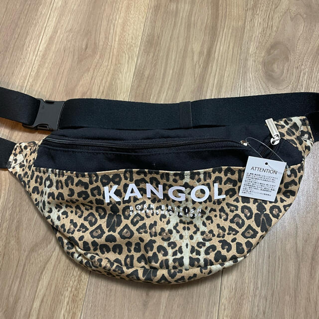 KANGOL(カンゴール)の新品札付き　カンゴール(NIKE、アディダス、アンダーアーマー 、ディーゼル レディースのバッグ(ショルダーバッグ)の商品写真