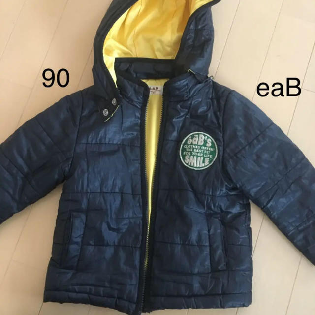 90 eaB アウターの通販 by まゆせ eab アウター カーキ フード取り外し可能 90
