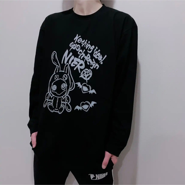 NieR BLACK PULLOVER PARKA と　ロンTセット