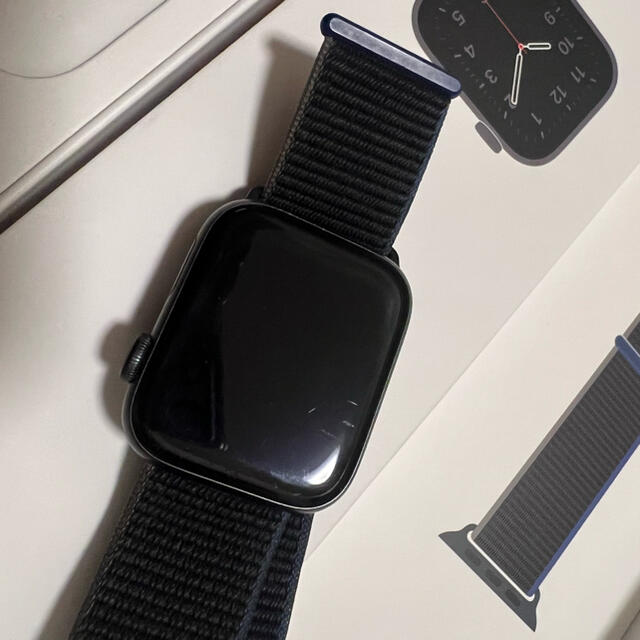 Apple Apple Watch SE 44mmスペースグレイ GPSの通販 by D1997 ｜アップルウォッチならラクマ Watch - アップルウォッチ NEWお得
