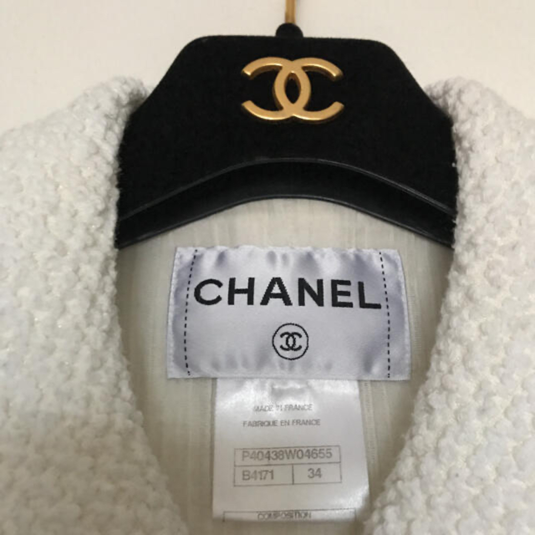 CHANEL(シャネル)のお値下げシャネルジャケット レディースのジャケット/アウター(テーラードジャケット)の商品写真