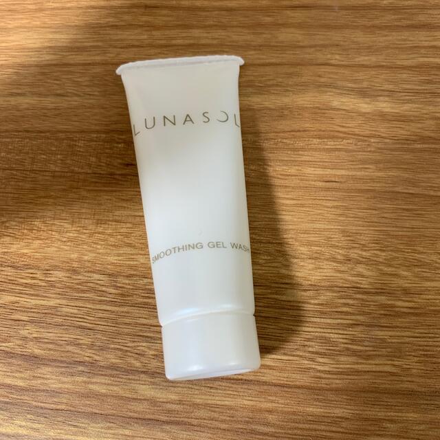 LUNASOL(ルナソル)のルナソル 試供品 洗顔 コスメ/美容のキット/セット(サンプル/トライアルキット)の商品写真