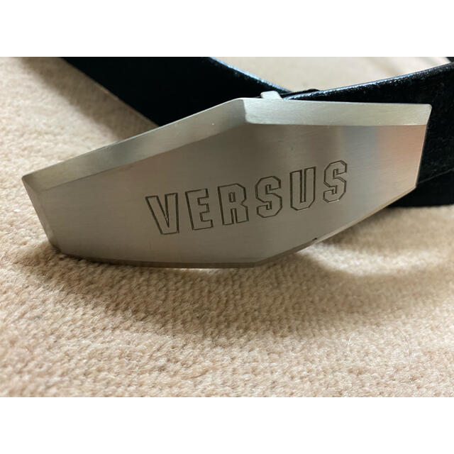 VERSUS ヴェルサス ベルト ロゴバックル