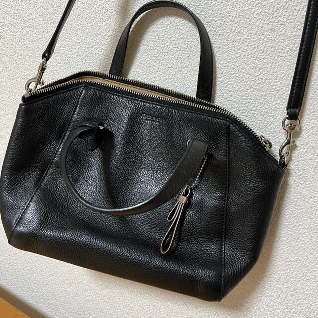 COACH(コーチ)のCOACH 2way ショルダーバッグ ブラック 美品 レディースのバッグ(ショルダーバッグ)の商品写真