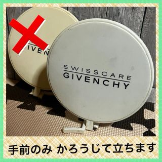 ジバンシィ(GIVENCHY)のやや難ありですが映ります。GIVENCHY ジバンシィ 卓上ミラー 鏡(ミラー)