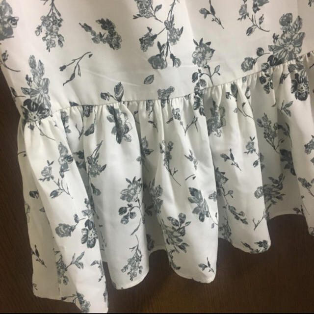 GU(ジーユー)のスカート レディースのスカート(ロングスカート)の商品写真