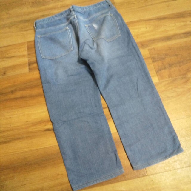 GU(ジーユー)のo0138【GU】柔らかストレートデニムパンツ（L）ブルー メンズのパンツ(デニム/ジーンズ)の商品写真