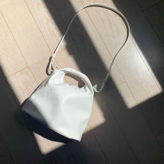エムエムシックス ホワイト ショルダーバッグ(レディース)の通販 21点