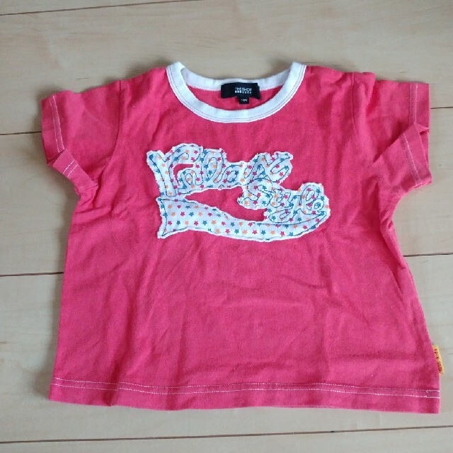 OZOC(オゾック)のキッズTシャツ　100 キッズ/ベビー/マタニティのキッズ服女の子用(90cm~)(Tシャツ/カットソー)の商品写真