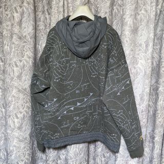 完売品ZARA✕NATIONAL GEOGRAPHICﾌﾟﾙｵｰﾊﾞｰﾊﾟｰｶｰ