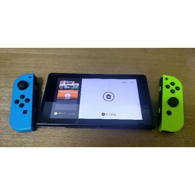 Nintendo Switch(ニンテンドースイッチ)のニンテンドースイッチ本体セット エンタメ/ホビーのゲームソフト/ゲーム機本体(家庭用ゲーム機本体)の商品写真