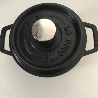 ストウブ(STAUB)の専用ページストウブ  14センチ(鍋/フライパン)