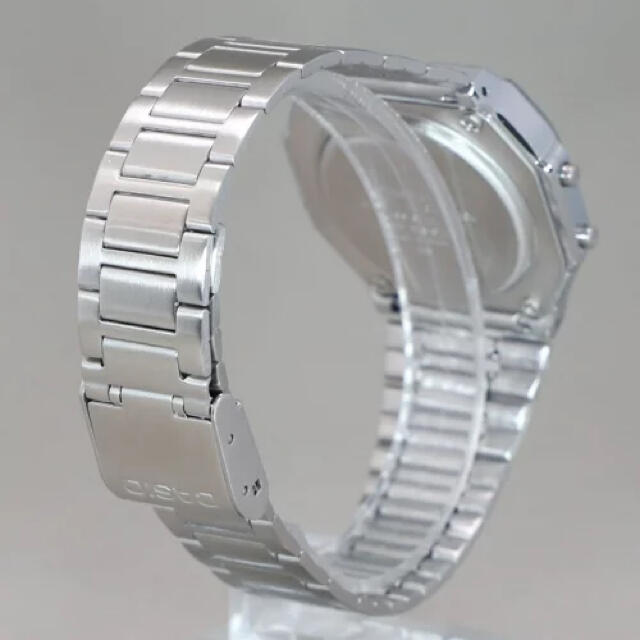 CASIO(カシオ)の新品　カシオ　腕時計　A 164WA-1JF 付属品完備 メンズの時計(腕時計(デジタル))の商品写真