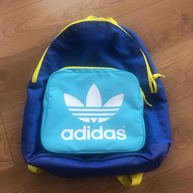 adidas(アディダス)の adidas リュックサック キッズ キッズ/ベビー/マタニティのこども用バッグ(リュックサック)の商品写真