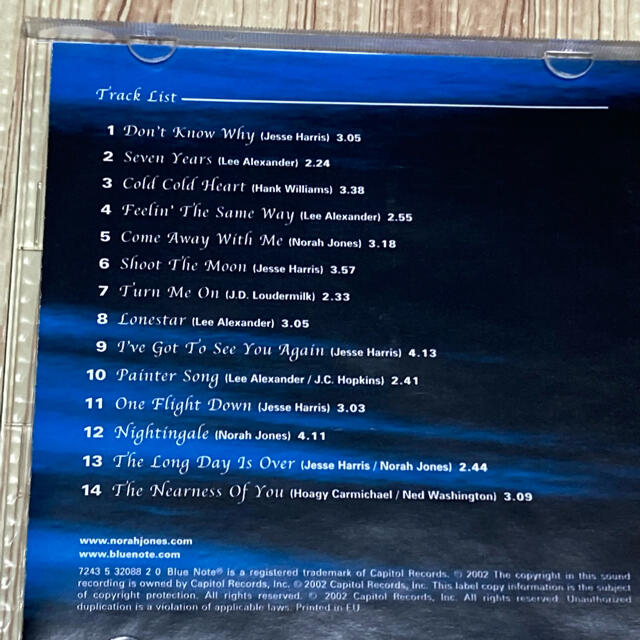 ノラジョーンズ  アルバムセット　CD3枚+DVD1枚 エンタメ/ホビーのCD(ポップス/ロック(洋楽))の商品写真