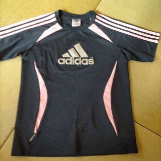 アディダス(adidas)のadidas　Ｔシャツ　150(ウェア)