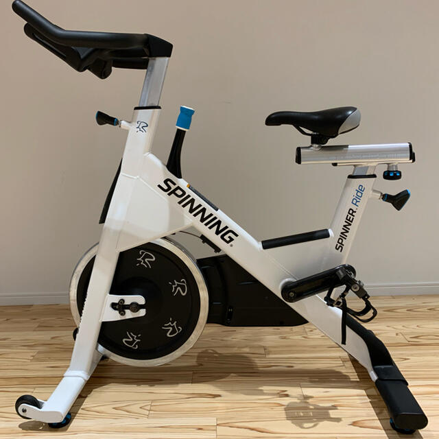 PRECOR  新spinner ®︎  フィットネスバイク スポーツ/アウトドアのトレーニング/エクササイズ(トレーニング用品)の商品写真
