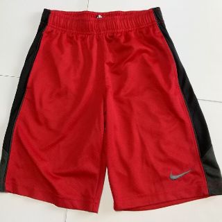 ナイキ(NIKE)の中古品   子供服   男の子   Sサイズ   140(パンツ/スパッツ)