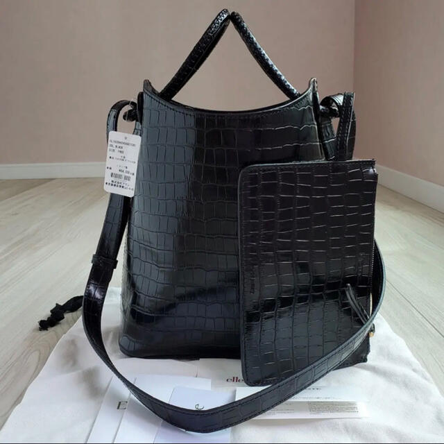 エレメ Elleme 2way クロコ型押し ハンドバッグ