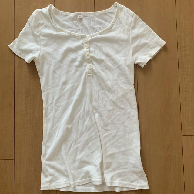 UNIQLO(ユニクロ)のUNIQLO ヘンリーネックTシャツ メンズのトップス(Tシャツ/カットソー(半袖/袖なし))の商品写真