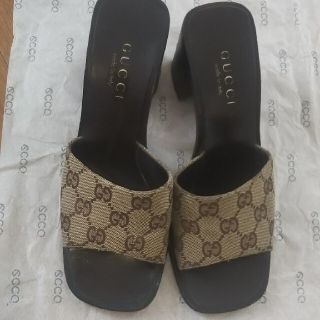 グッチ(Gucci)のGUCCI サンダル(サンダル)