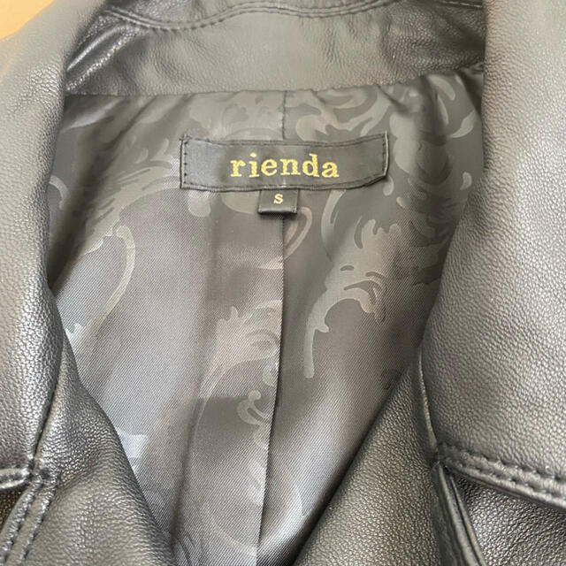 rienda(リエンダ)のReina様専用　天然皮革　ライダースジャケット　タグ付き試着のみ　rienda レディースのジャケット/アウター(ライダースジャケット)の商品写真