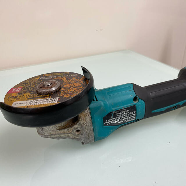 makita 18V GA404DN 100mmディスクグラインダー