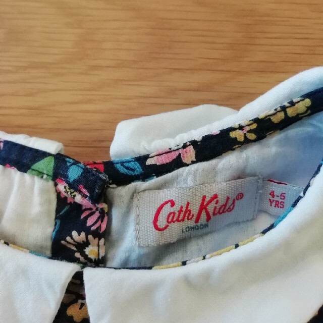 Cath Kidston(キャスキッドソン)のnextガールズとキャスキッドソンのコラボワンピース キッズ/ベビー/マタニティのキッズ服女の子用(90cm~)(ワンピース)の商品写真