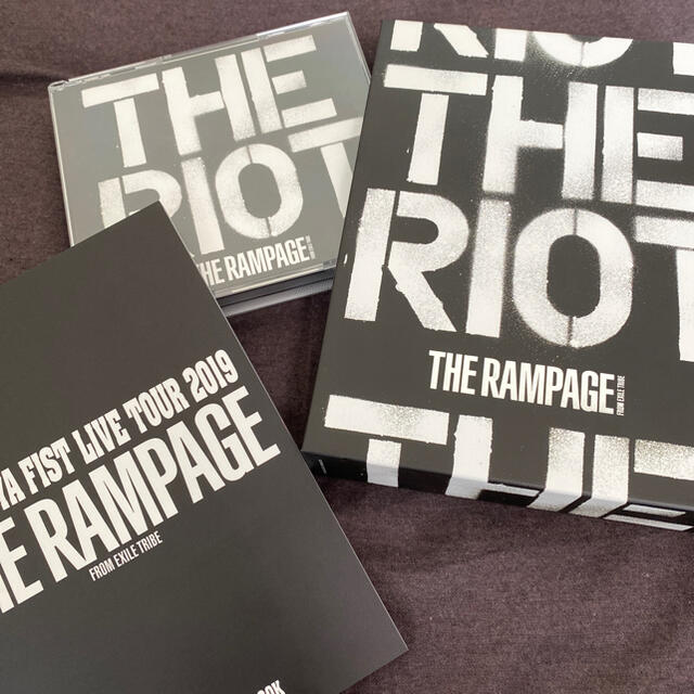 THE RAMPAGE(ザランページ)のTHE RAMPAGE アルバム  THE RIOT エンタメ/ホビーのDVD/ブルーレイ(ミュージック)の商品写真