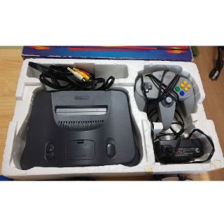 ニンテンドー64本体とソフト(家庭用ゲーム機本体)