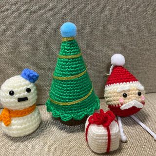 毛糸のクリスマス飾り　4点(あみぐるみ)