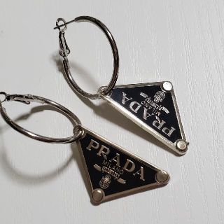 プラダ(PRADA)のピアス(ピアス)