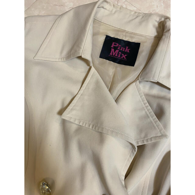Pink Mix(ピンクミックス)のPink Ｍix★ゴールドボタン/トレンチコート レディースのジャケット/アウター(トレンチコート)の商品写真