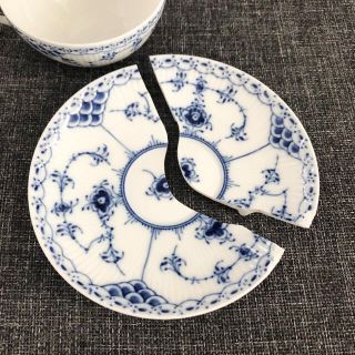 ロイヤルコペンハーゲン(ROYAL COPENHAGEN)の【訳あり】ロイヤルコペンハーゲン  フルーテッドハーフレース　カップ(食器)