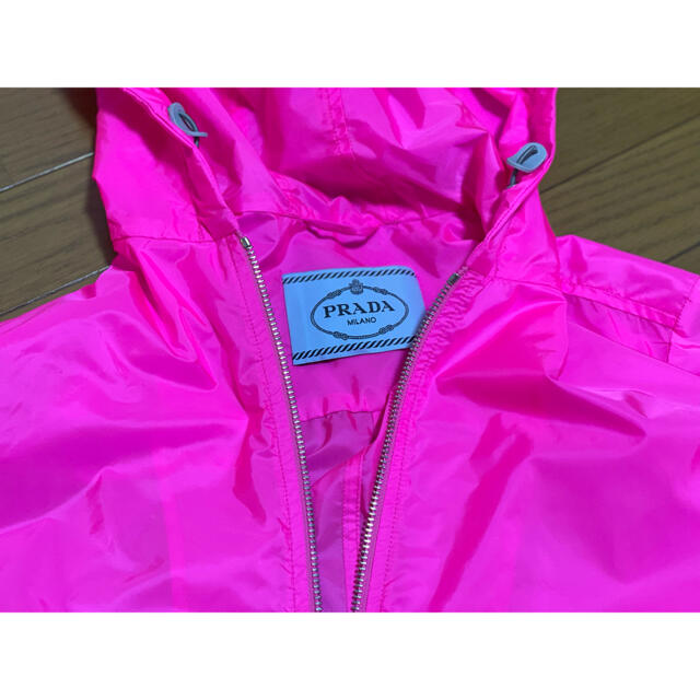 PRADA - 期間限定○PRADAプラダ蛍光ピンクナイロンジャケット38新品の